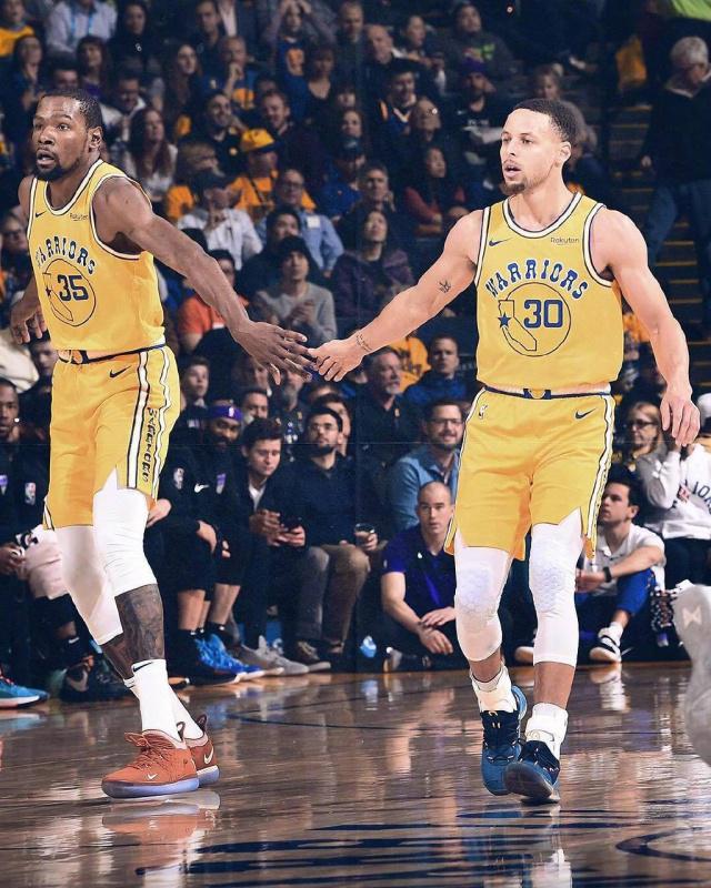 湖人签约1 湖人签约1