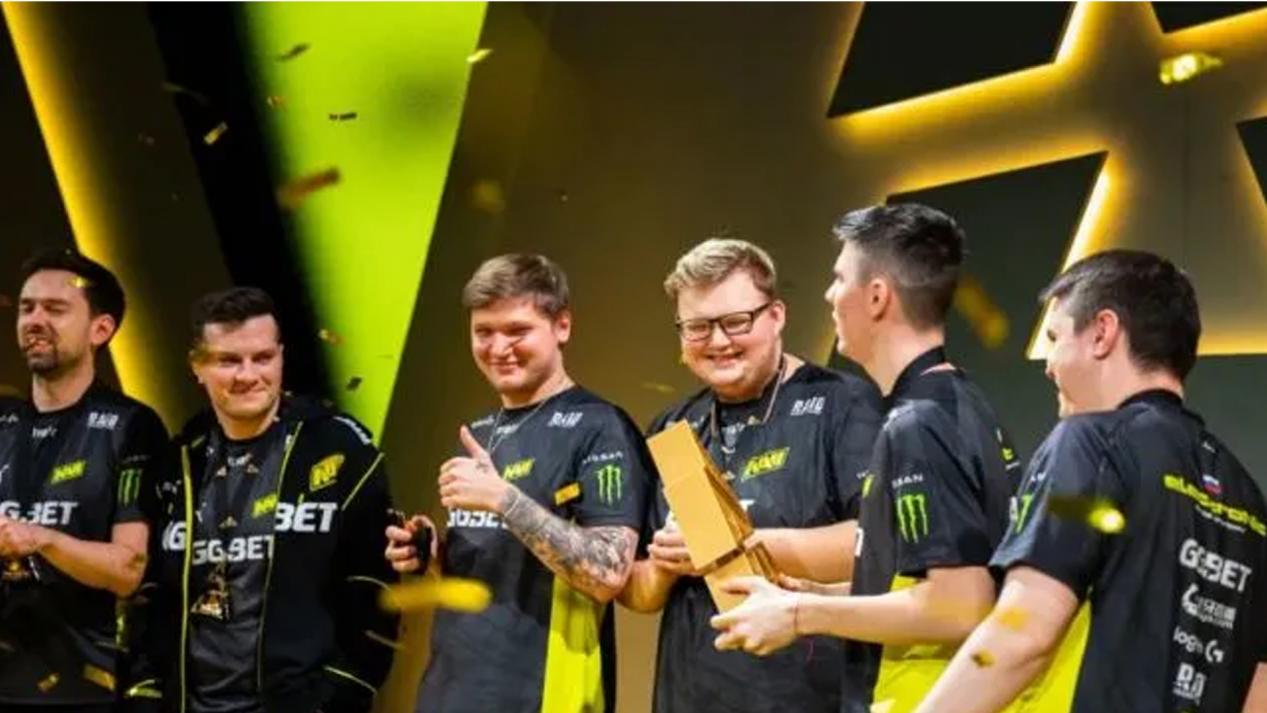 C罗迎来新 C罗迎来新